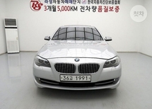 BMW 5시리즈 6세대 528i 세단 F10 차량 이미지