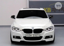 BMW 3시리즈 6세대 330i M 스포츠 F30 차량 이미지