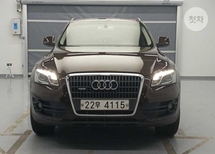 아우디 Q5 2.0 TDI 콰트로 다이나믹 8R 차량 이미지