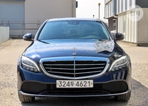 벤츠 C-클래스 4세대 C220 d 4MATIC 익스클루시브 W205 차량 이미지