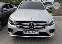 벤츠 GLC-클래스 1세대 GLC300 4MATIC AMG 라인 X253 차량 이미지