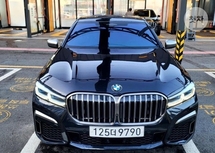 BMW 7시리즈 6세대 M760Li xDrive G11 차량 이미지