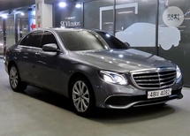 벤츠 E-클래스 5세대 E220d 4Matic 익스클루시브 W213 차량 이미지