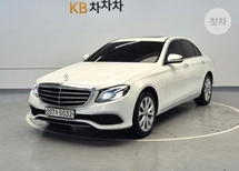 벤츠 E-클래스 5세대 E220d 4Matic 익스클루시브 W213 차량 이미지