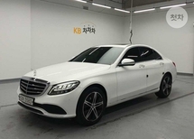 벤츠 C-클래스 4세대 C220 d 4MATIC 익스클루시브 W205 차량 이미지