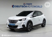 푸조 e-2008 2세대 EV GT  차량 이미지