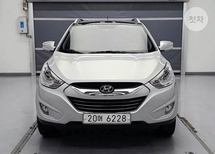 이지수 인증딜러의 판매 중인 투싼 ix 디젤 2WD LX20 중고차