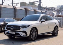 이종호 인증딜러의 판매 중인 GLC-클래스 2세대 GLC300 4MATIC AMG 라인 중고차