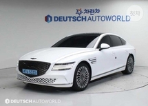 박진솔 인증딜러의 판매 중인 일렉트릭파이드 G80 e-AWD 중고차