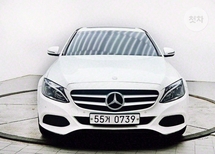 김지용 인증딜러의 판매 중인 C-클래스 4세대 C200 d 중고차