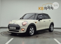 김형준 인증딜러의 판매 중인 쿠퍼 3세대 1.5 5도어 중고차