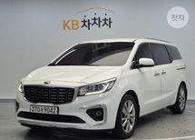 임병준 인증딜러의 판매 중인 더 뉴 카니발 디젤 2.2 9인승 프레스티지 중고차