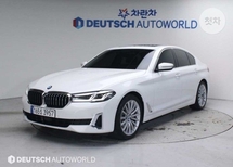 이종호 인증딜러의 판매 중인 5시리즈 7세대 530i 럭셔리 중고차