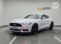 김형준 인증딜러의 판매 중인 머스탱 6세대 2.3 에코부스트 쿠페 중고차