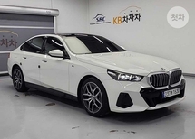 김택정 인증딜러의 판매 중인 5시리즈 8세대 520i M 스포츠 중고차