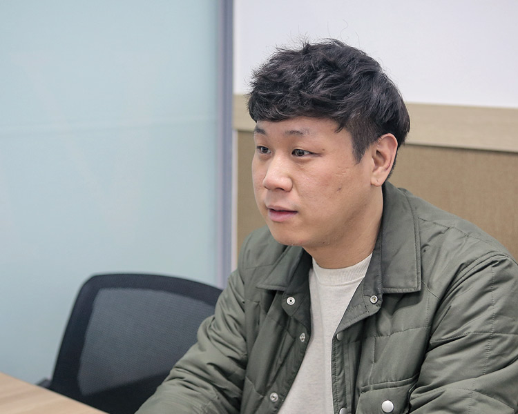 최욱 인증딜러 사진