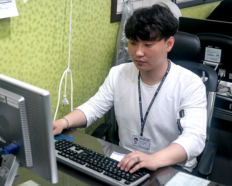 소한빈 인증딜러 사진
